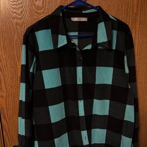 Lee Womem’s Teal and Black Plaid Shirt